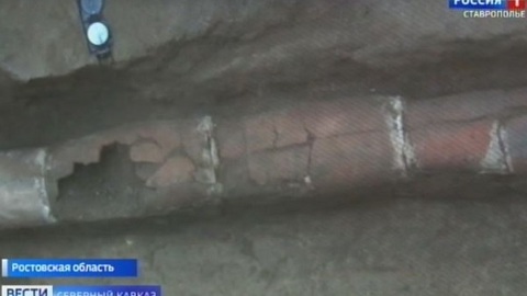Археологи обнаружили в Азове водопровод середины XIV века