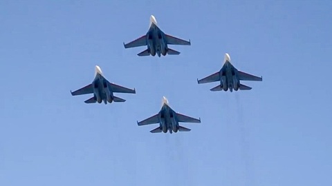 День ВМФ: над Владивостоком пролетят "Русские витязи"