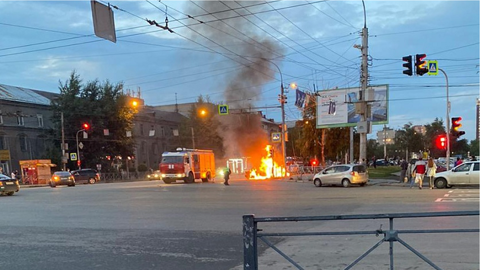 Пьяный работник автомойки сжег автомобиль клиента