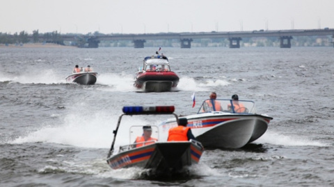 На Кубани спасли "спящую красавицу", уплывшую в море на надувном матрасе