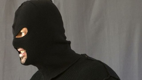 В Приморье задержаны рецидивисты, пытавшиеся ограбить банкомат