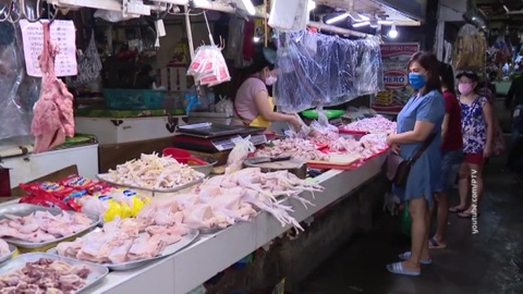 Креветки и куриные крылышки: может ли коронавирус передаваться через продукты?