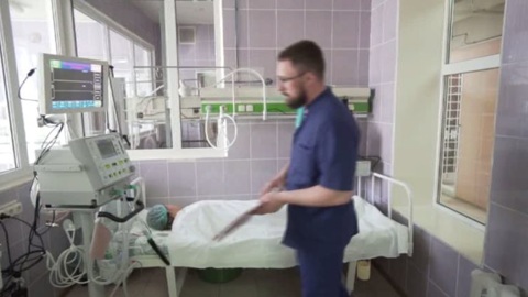 В омские больницы поступили новые аппараты ИВЛ