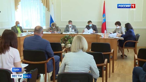 Счета большинства орловских школ заблокированы
