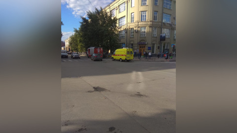 В Новосибирске второй день подряд эвакуируют почту и банки