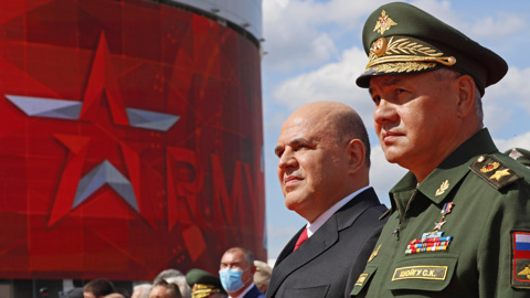 Шойгу показал Мишустину "самое страшное" противотанковое оружие