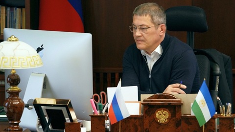 Радий Хабиров о коронавирусе: "Нас ждут непростые времена"