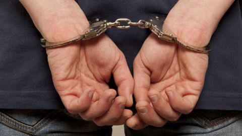 В Крыму сотрудника лагеря задержали за насилие над 9-летней девочкой