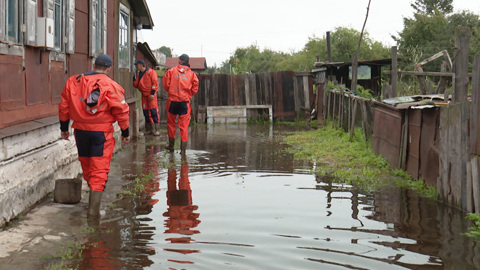Вода в домах белогорцев, но люди отказываются от эвакуации