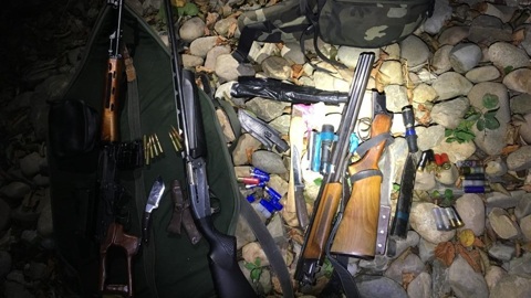 В нацпарке Сочи поймали охотников на медведя