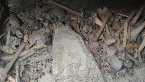 Житель Дагестана раскопал во дворе дома комнаты со скелетами
