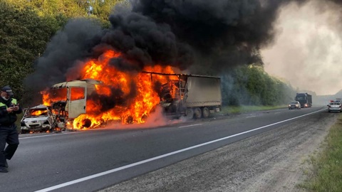 Два человека погибли в аварии на трассе в Вологодской области
