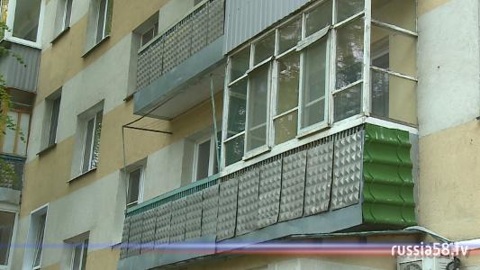Человек-паук в деле. В Пензе молодой парень похитил телефон с чужого балкона