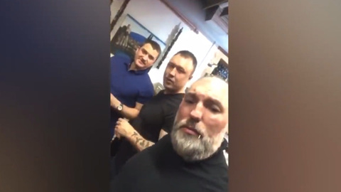 Уволенный после "воровской" вечеринки тюменский полицейский вернулся на службу