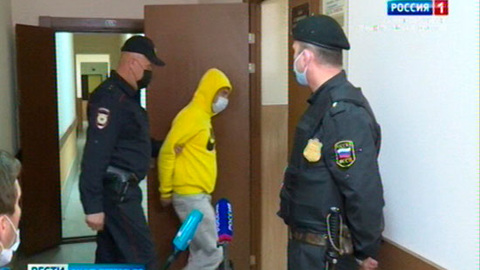 Суд арестовал подозреваемого в изнасиловании 15-летней девочки