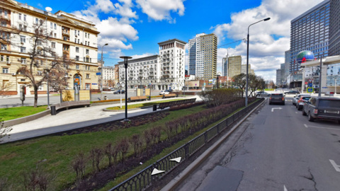 Хулиганы развлекались, бросая муляж гранаты прохожим в центре Москвы