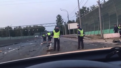 Появилось видео погони за детьми, убегавшими от полиции на родительской машине