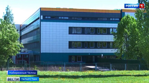 В челнинской больнице мужчина выпал из окна и погиб