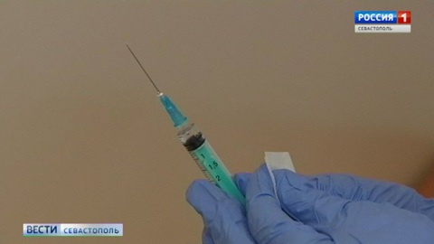 Медики призвали жителей Крыма воспользоваться прививкой от гриппа