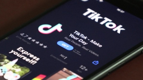 Пока не видел условия: Трамп не готов одобрить сделку Oracle по покупке TikTok