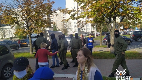 Минские женщины отбили мотоциклиста у силовиков
