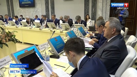 Заседание Совета при полпреде президента РФ в ДФО прошло во Владивостоке