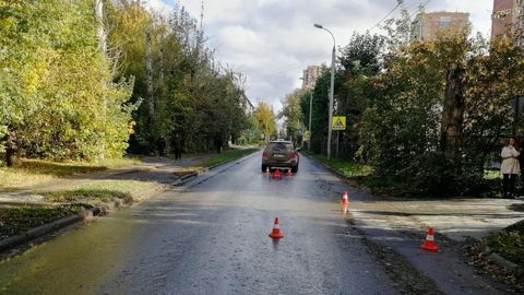 В Новосибирске водитель на Mercedes сбил ребенка