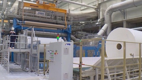 Сенаторы высоко оценили работу калужского предприятия бумажной продукции