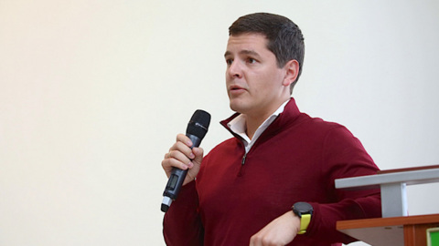 Губернатор Ямала участвует в пленарном заседании Форума регионов Беларуси и России