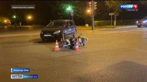 В центре Йошкар-Олы сбили мотоциклиста