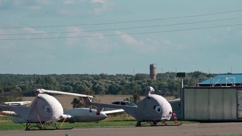 На калужском аэродроме экстренно сел легкомоторный самолет