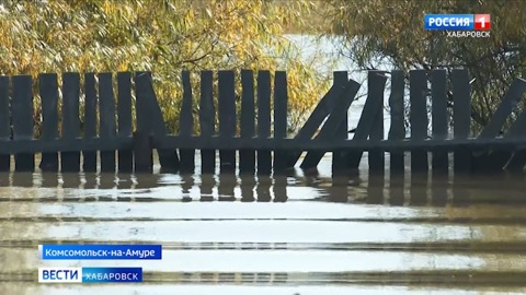 Уровень реки у Комсомольска прекратил свой рост, но до ухода "большой воды" далеко