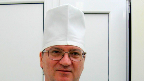 Сгорал, но продолжал спасать детей: в Самаре умер известный врач Александр Мунин