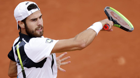 Хачанов проиграл Джоковичу в 1/8 финала Roland Garros