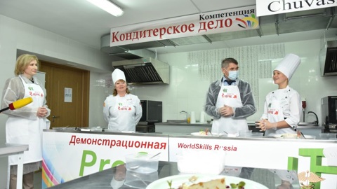 Блюдо чебоксарской победительницы WorldSkills Russia войдет в школьное меню