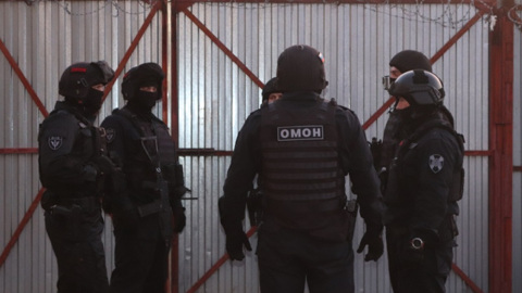 В Самаре у женщины вымогатели похитили мужа и подожгли дом