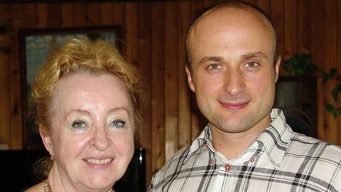 Случайное отравление персиками или убийство: от чего умерла вдова Святослава Федорова