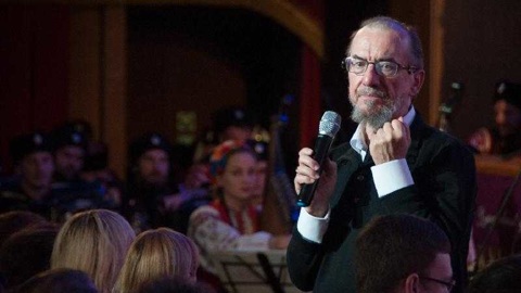 Президент присвоил руководителю "Кубанского казачьего хора" почетное звание