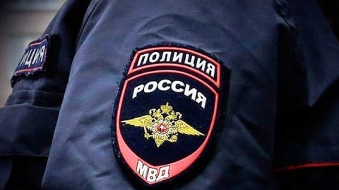 Пьяные авиапассажиры бизнес-класса устроили погром в самолете