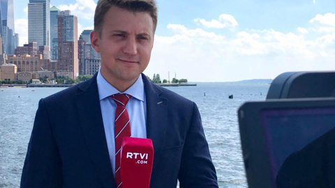 Российского журналиста подвергли многочасовому допросу в аэропорту Нью-Йорка