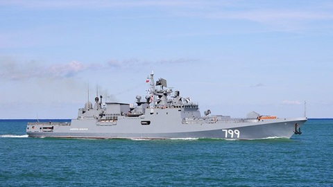 Фрегат "Адмирал Макаров" возвращается из Средиземного моря в Севастополь