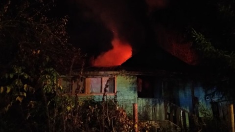 Двое детей спасены на пожаре в поселке под Гусь-Хрустальным
