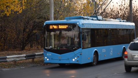 Московские троллейбусы начали выезжать на улицы Саратова