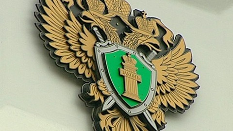 Калужского подрядчика накажут за падение стройматериалов с крыши