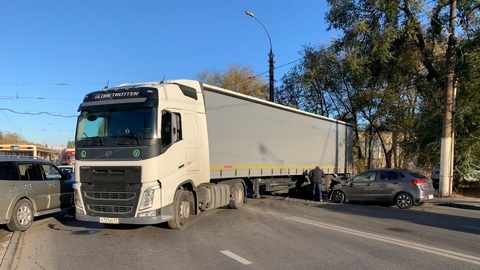 В Липецкой области за сутки автоинспекторы выявили 2228 нарушений ПДД