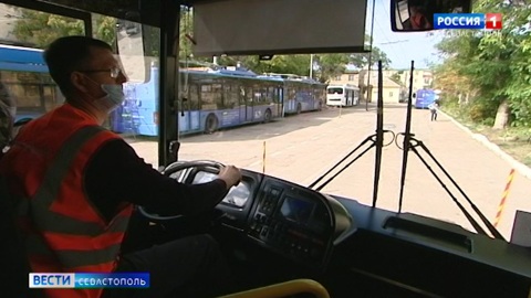 Лучшим водителям автобусов в Севастополе повысят зарплату