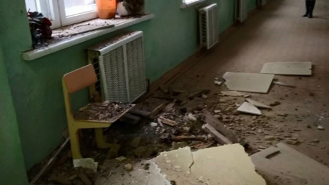 В смоленской школе во время ремонта обрушился потолок