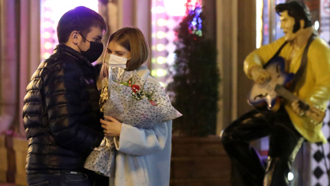 Иммунолог объяснил, почему мужчины тяжелее женщин переносят коронавирус