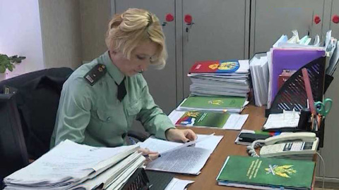 "Орелводоканалу" приходится забирать свои деньги через суд