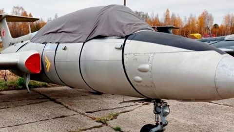Калужские приставы арестовали самолет за долг в 6 миллионов